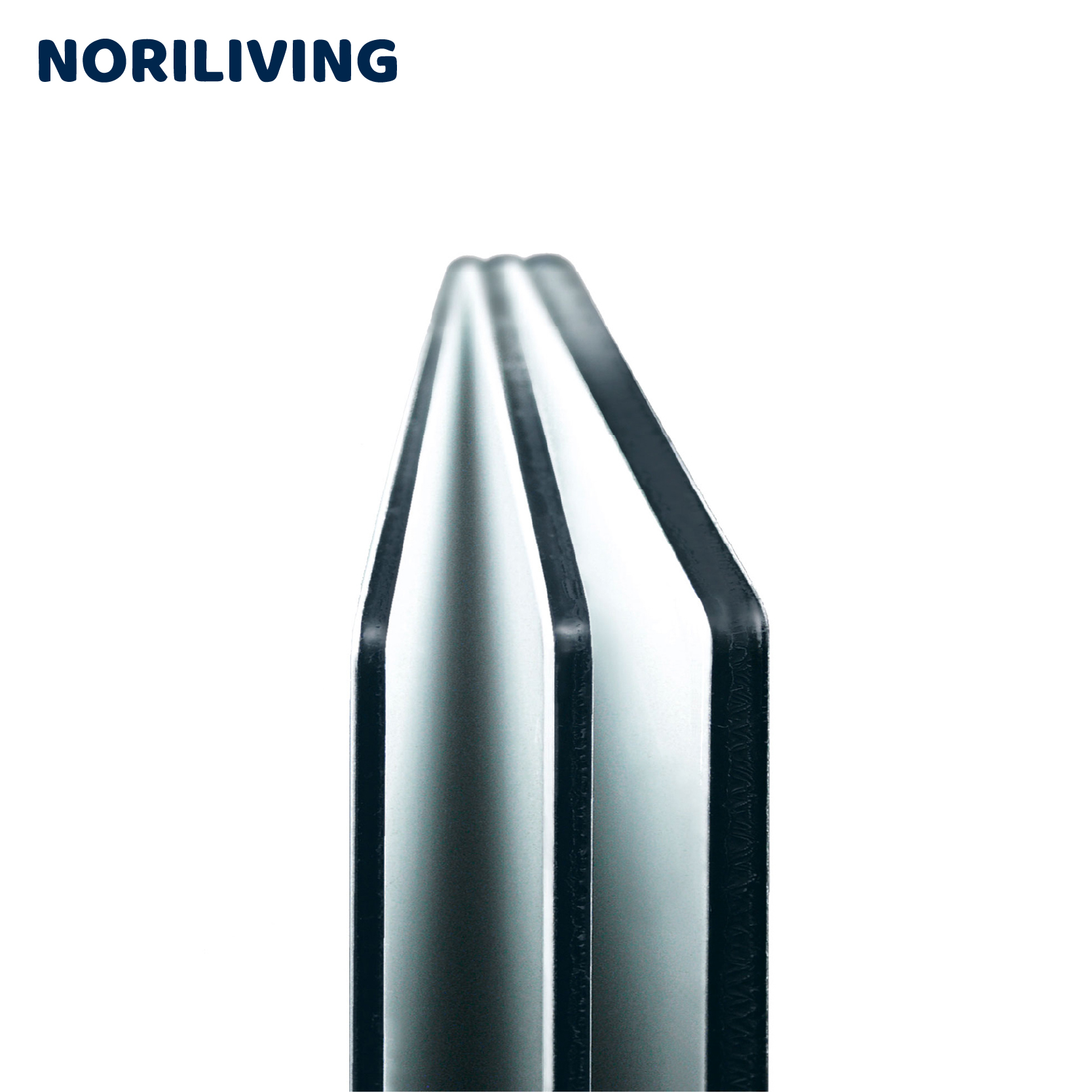Detailansicht der NORILIVING Verbundplatte Zwei NORILIVING Verbundplatten aus der Seitenansicht auf weißem Hintergrund
